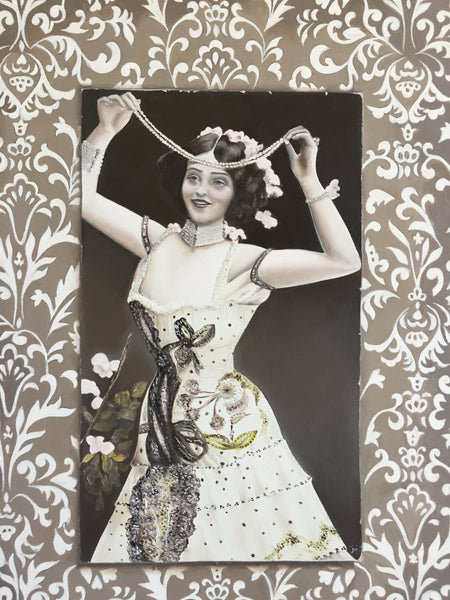 Alicia Mino Gonzalez: Sophie